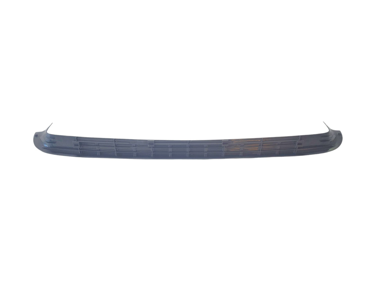 Isuzu Giga Front Bumper Bar Step Tread – Lower – CXZ/CXY/CYZ/EXD/EXY/EXZ (1994-2017) image 3