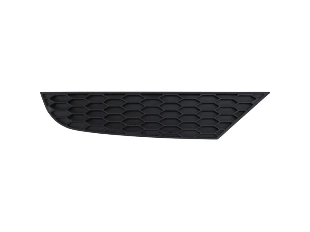 Mercedes Actros Front Apron Centre Garnish End Right Hand – Lower – To Suit 23cm High Apron – MP3 – MegaSpace (2008-2016) image 1