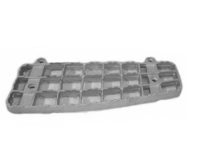 Mitsubishi Fuso Step Plate R/H = L/H (Right Hand = Left Hand) – Lower – FM5 product image