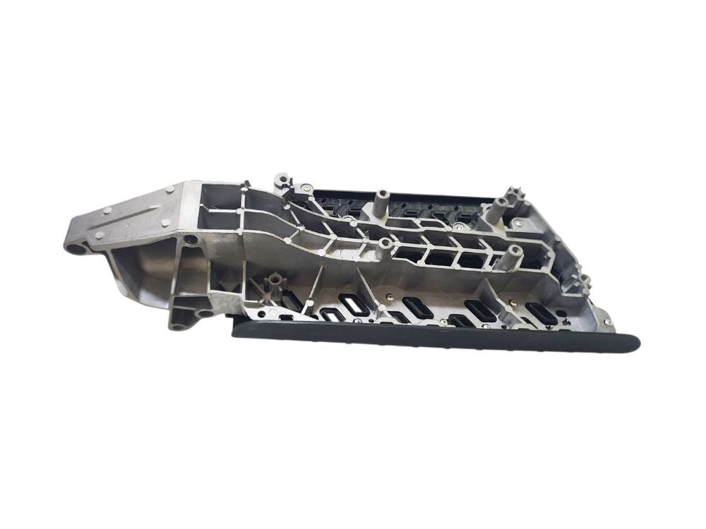 Volvo Version 5 Step Plate Plastic And Bracket Left Hand – Lower – Complete with Aluminium Tread – FM (2020-On) image 4