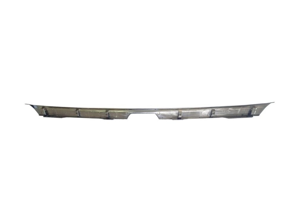 Hino 500 Series Front Bumper Bar Centre – Upper – Chrome – FC/FD/FE (2017-On) image 2
