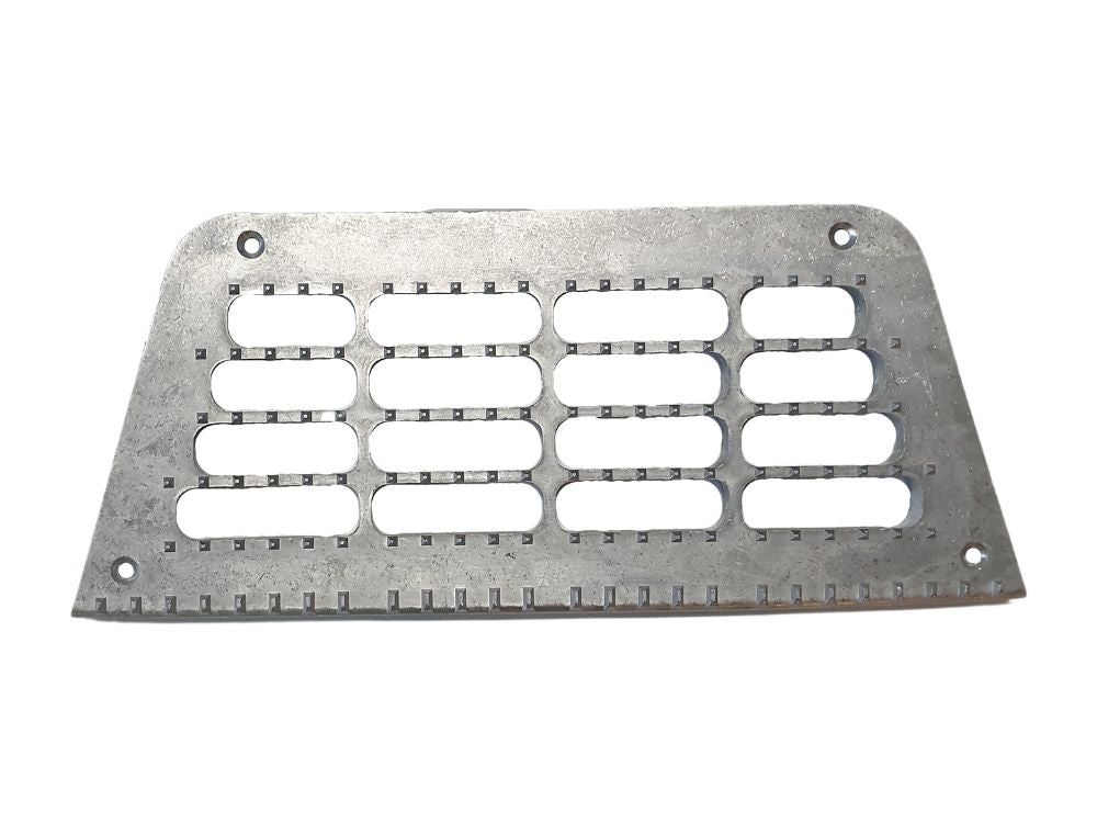 DAF Step Plate – R/H = L/H (Right Hand = Left Hand) – Upper – DAF 95XF (95-02) DAF XF95 (02-06) product image