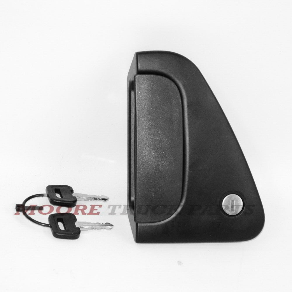 Door Handle R/H Right Hand – Outer – With Lock Cylinder& 2 Keys – To Suit DAF CF65 / CF75 / CF85 (00-13)