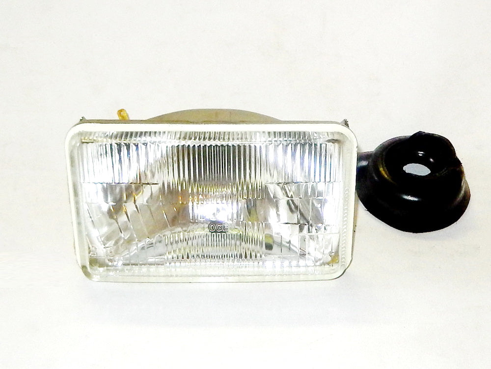 Daihatsu Headlamp Headlight – Outer – 3 pin – Hi/Low Beam – Daihatsu Delta (85-10) product image