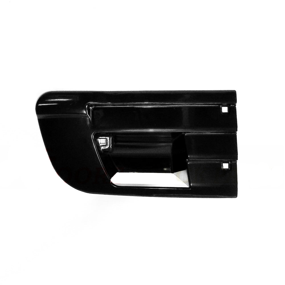 Nissan UD Front Bumper Bar Mould R/H (Right Hand) R/H (Right Hand) – Outer – Nissan UD CW (02-04/08) product image