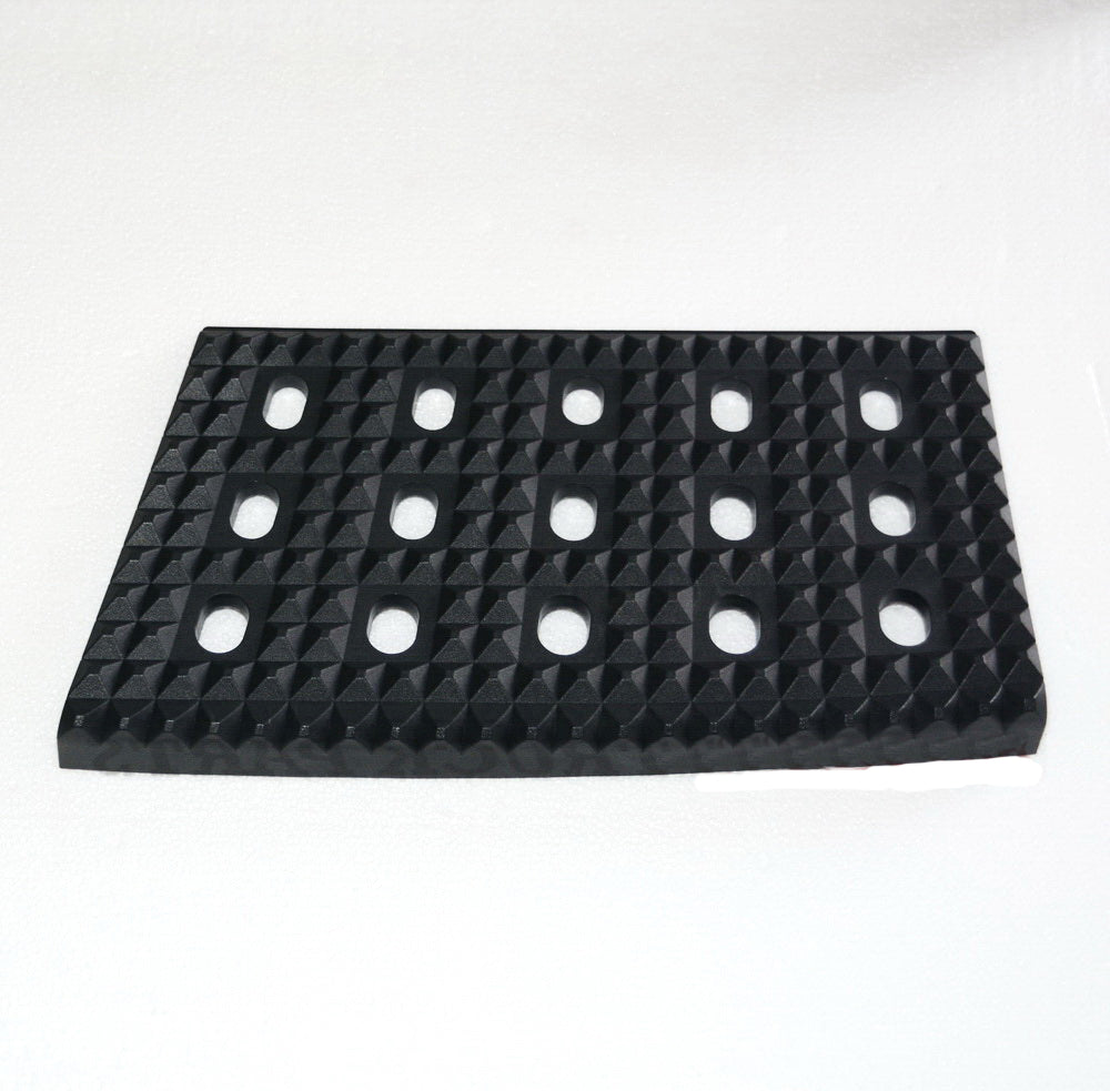 Iveco Step Plate R/H (Right Hand) – Upper – Plastic – Dark Grey – Stralis AT/AD (13-On) product image