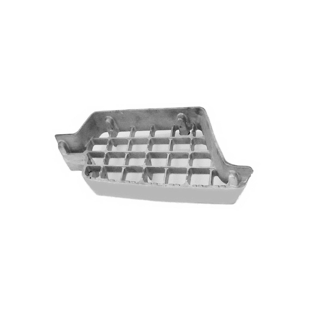 Mitsubishi Fuso Step Plate L/H (Left Hand) – Upper & Single Step – Alloy – FK4/FM5 (86-96) product image