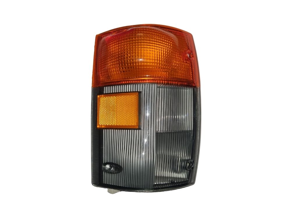 Isuzu Corner Lamp R/H (Right Hand) – Tint – N Series (94-07/05) product image
