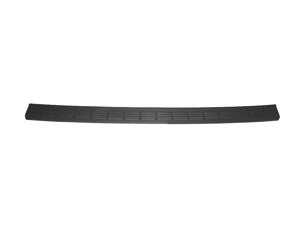 Isuzu Front Bumper Bar Top Mould – Centre – CX/EX – Giga (94-17) product image