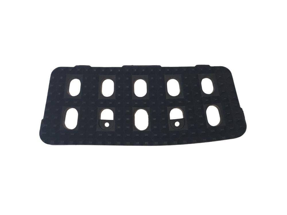 Iveco Step Plate R/H (Right Hand) – Single Step – Narrow Cab – Plastic – Medium/Tector (02-09) product image
