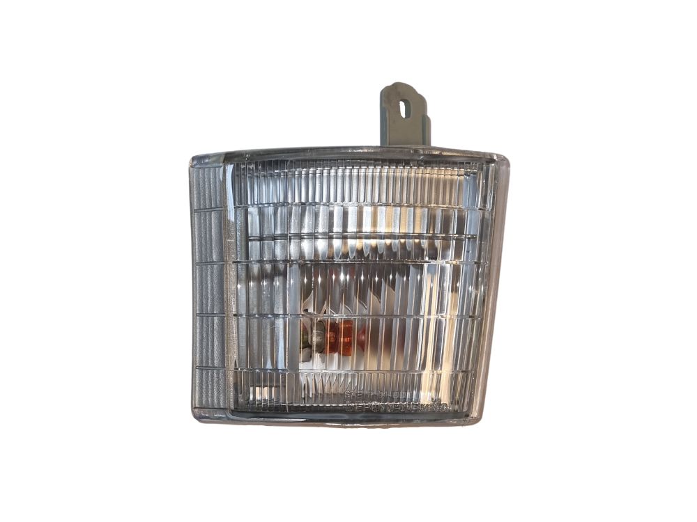 Mitsubishi Fuso Park Lamp R/H (Right Hand) – Clear – FE5/FB5/FE6 (95-05) product image