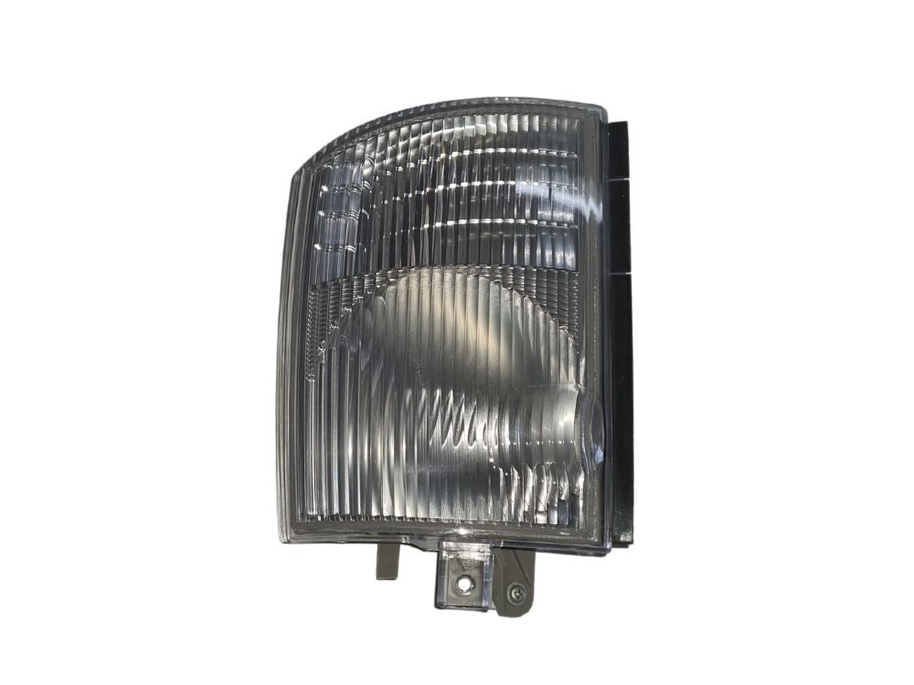 Mitsubishi Fuso Corner Lamp L/H (Left Hand) – Clear – FE7/FE8 (05-11) product image