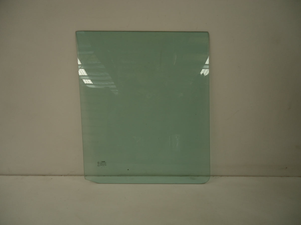 Mitsubishi Fuso Front Door Glass R/H (Right Hand) – FS4/FP4/FV4 (84-98) product image