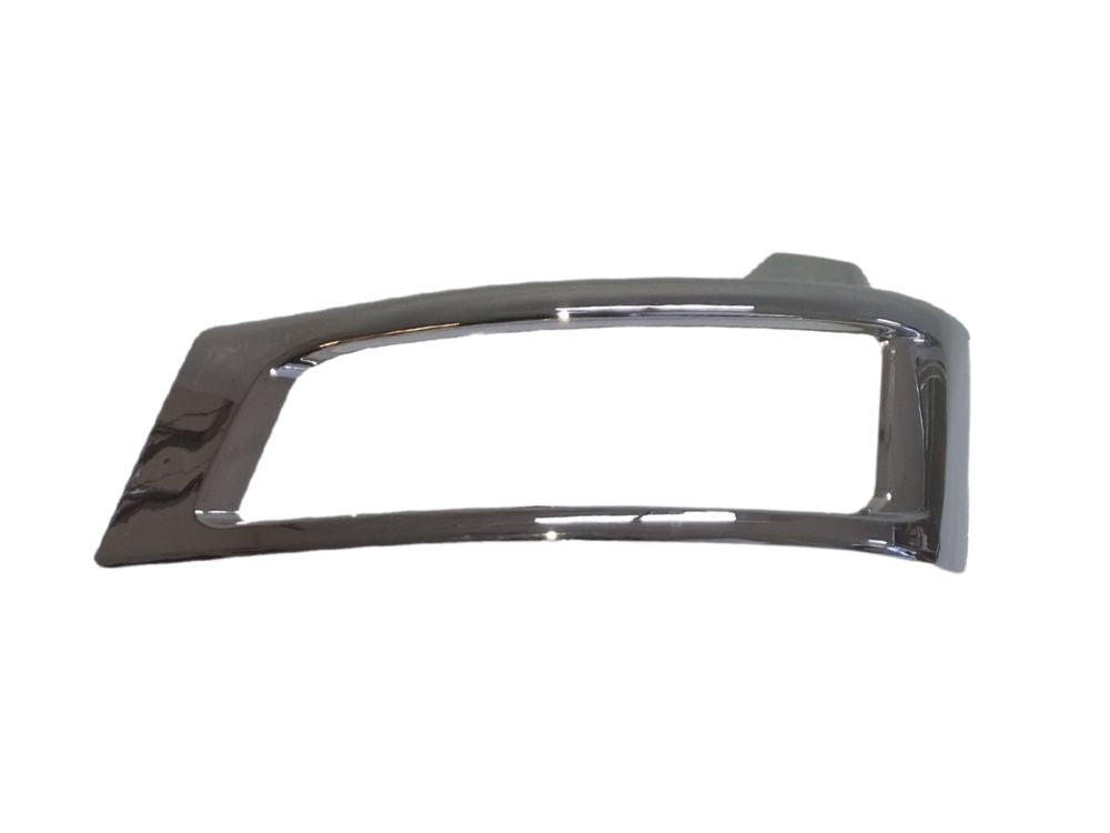 Mitsubishi Fuso Front Bumper Bar End L/H (Left Hand) – With Headlamp Holes – Chrome – FK (08-On) product image