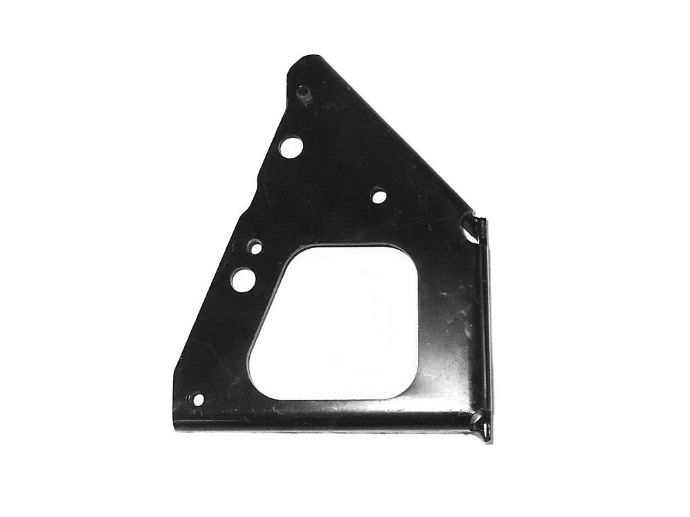 Mitsubishi Fuso Front Bumper Bar Bracket R/H (Right Hand) – FM (08-On) product image