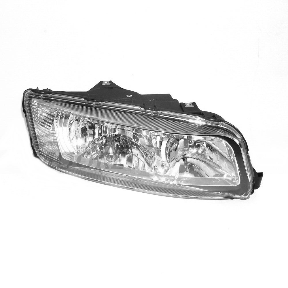 Mitsubishi Fuso Headlamp R/H (Right Hand) – In Front Bumper Bar – FK/FM/FN (08-On) product image