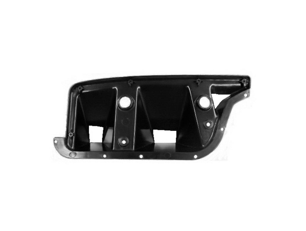 Mitsubishi Fuso Step Plate Holder R/H (Right Hand) – Lower – FS5/FP5/FV5 (98-11) product image