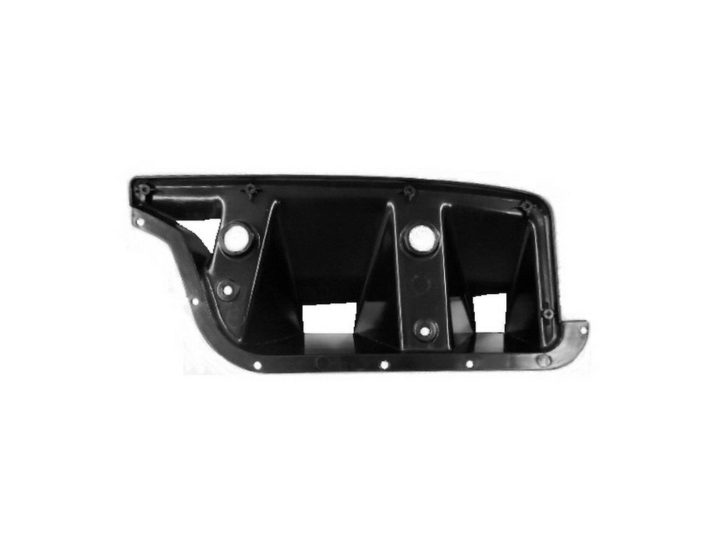 Mitsubishi Fuso Step Holder L/H (Left Hand) – Lower – FS5/FP5/FV5 (98-11) product image