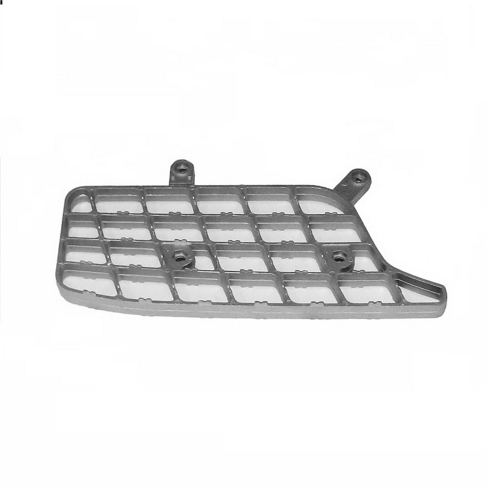 Mitsubishi Fuso Step Plate R/H = L/H (Right Hand = Left Hand) – Lower – Alloy – FS5/FP5/FV5 (11-18) product image
