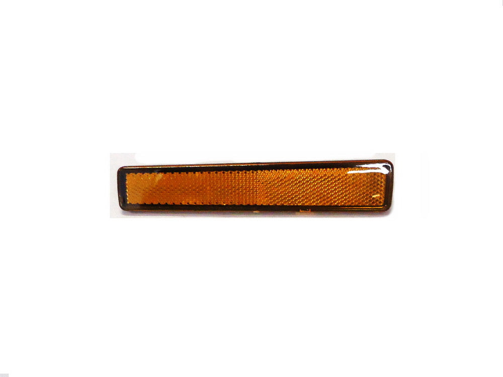 Mitsubishi Fuso Step Reflector R/H = L/H (Right Hand = Left Hand) – FS5/FP5/FV5 (11-18) product image