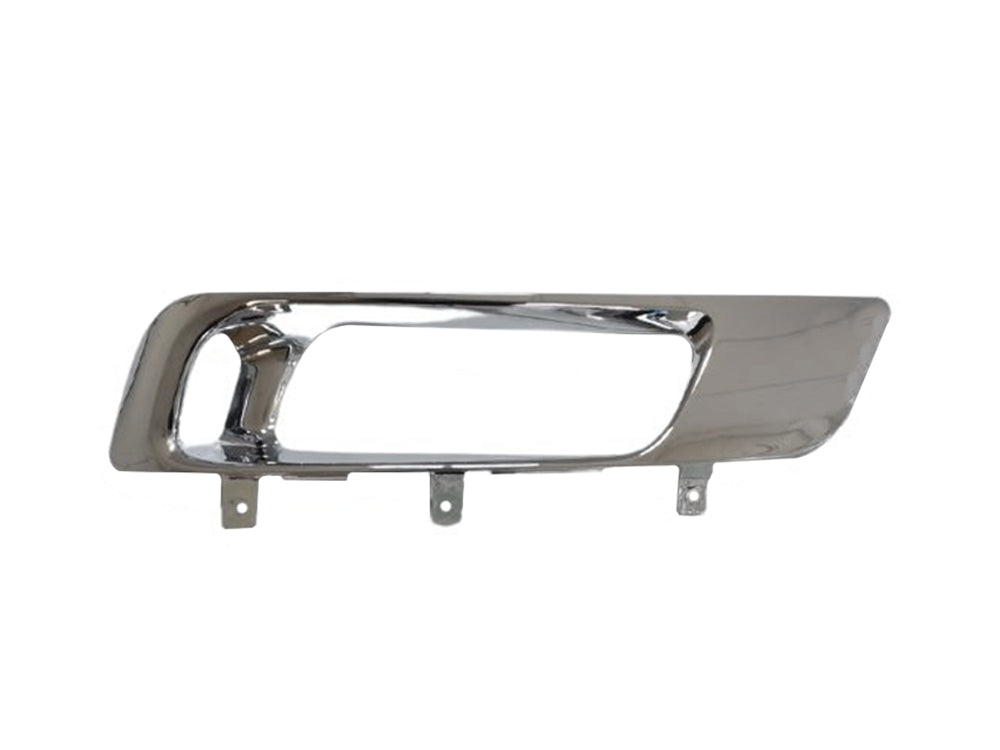 Mitsubishi Fuso Fog Lamp Rim L/H (Left Hand) – Chrome – FS5/FP5/FV5 (11-18) product image