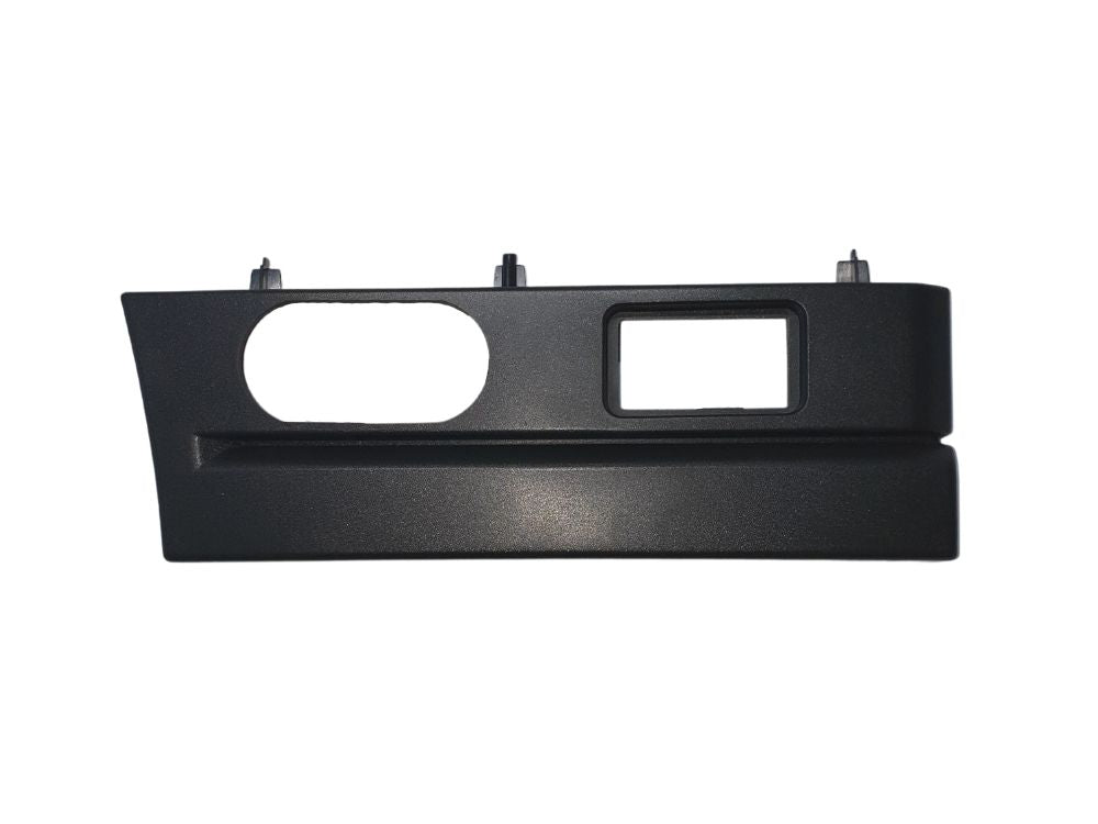 Scania Step Panel Garnish R/H (Right Hand) – With Hole – Middle – Flat Flasher Type – P Series (11-17) G/R Series (10-17)…