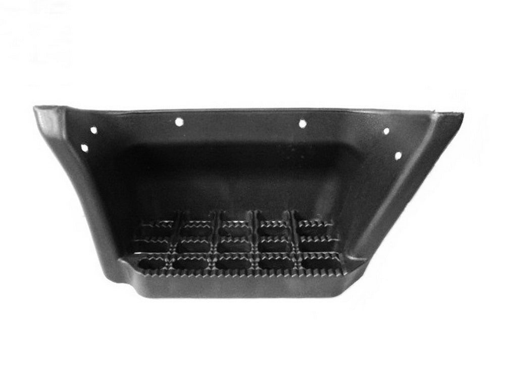 Toyota Dyna BU60 and related models (1984–1995) – Step Panel Left Hand – Plastic – 100/150/200/300/400 Series