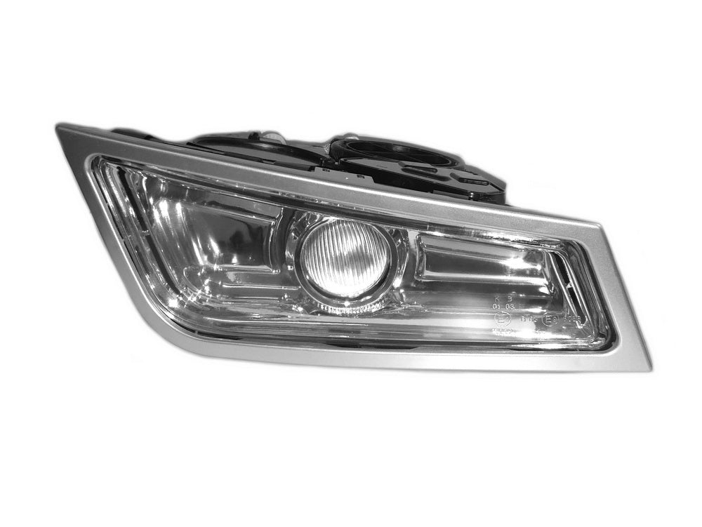Volvo Fog Lamp R/H (Right Hand) – Single Globe – Silver Rim – FH/FM (08-13) product image