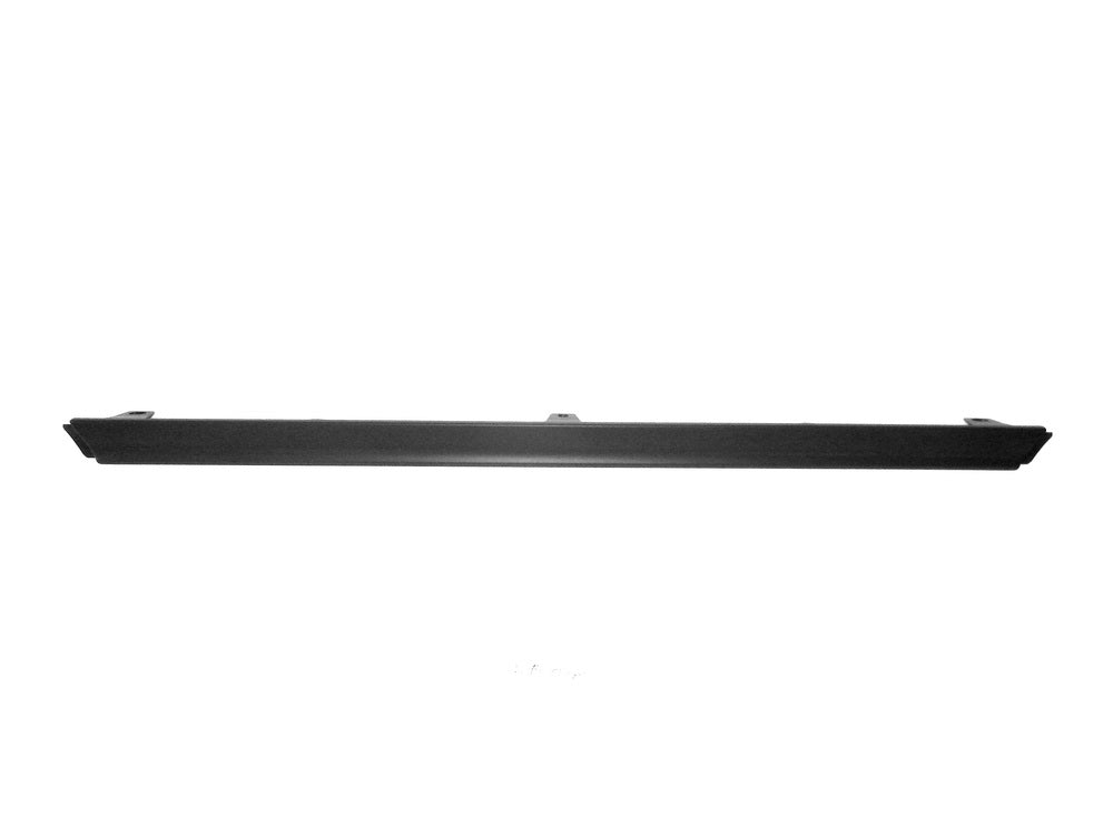 Volvo Version 4 FM (2013–2020) – Front Apron Centre – Lower – Grey – Textured