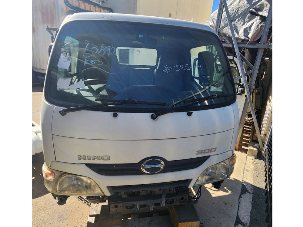 Hino Dutro/300 Series (XZU6) Cabin Shell – Narrow Cab – Automatic – 2011-On (CQ4523) image 1