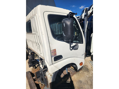 Hino Dutro/300 Series (XZU6) Cabin Shell – Narrow Cab – Automatic – 2011-On (CQ4523) image 5