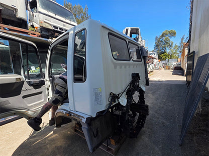 Hino Ranger Cabin Shell – Wide Cab – Manual – 1991-2002 (CL2768) image 5