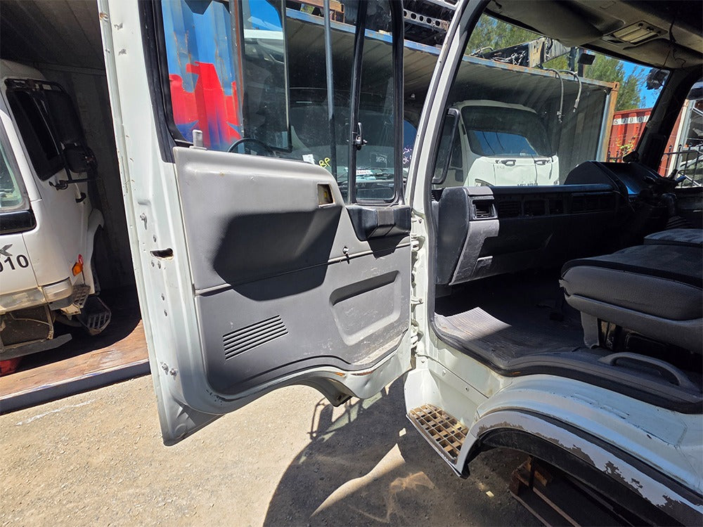 Hino Ranger Cabin Shell – Wide Cab – Manual – 1991-2002 (CL2768) image 9