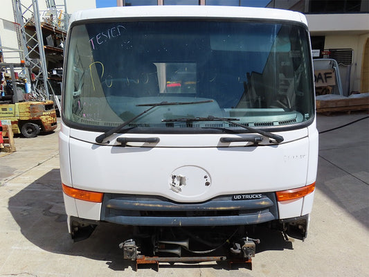 Nissan UD Condor (MK) Cabin Shell – Narrow Cab – 2011-2017 (CF4271) image 1