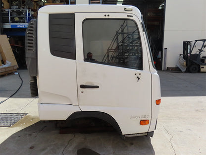Nissan UD Condor (MK) Cabin Shell – Narrow Cab – 2011-2017 (CF4271) image 4