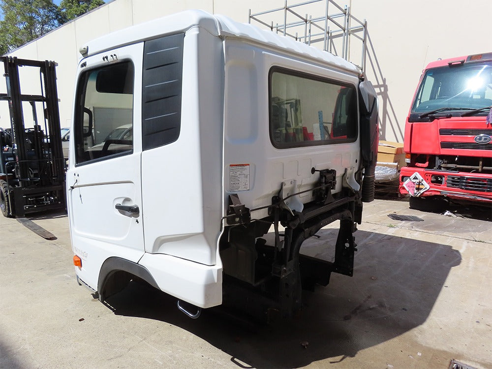Nissan UD Condor (MK) Cabin Shell – Narrow Cab – 2011-2017 (CF4271) image 6