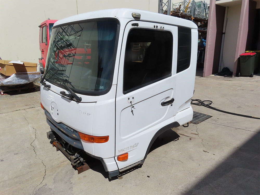 Nissan UD Condor (MK) Cabin Shell – Narrow Cab – 2011-2017 (CF4271) image 7