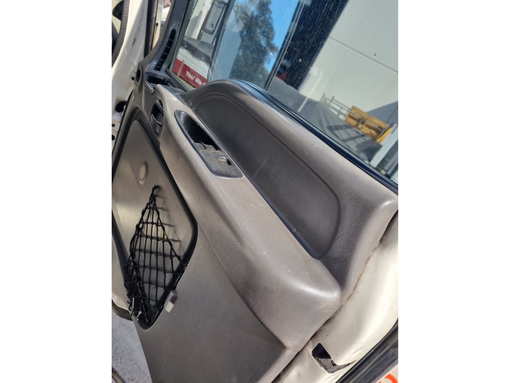 Isuzu F Series (FRR) Cabin Shell – Manual – 1996-2007 (BX1927) image 2