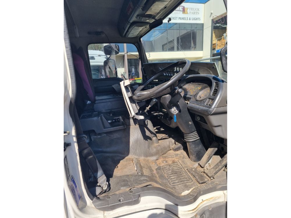 Isuzu F Series (FRR) Cabin Shell – Manual – 1996-2007 (BX1927) image 14