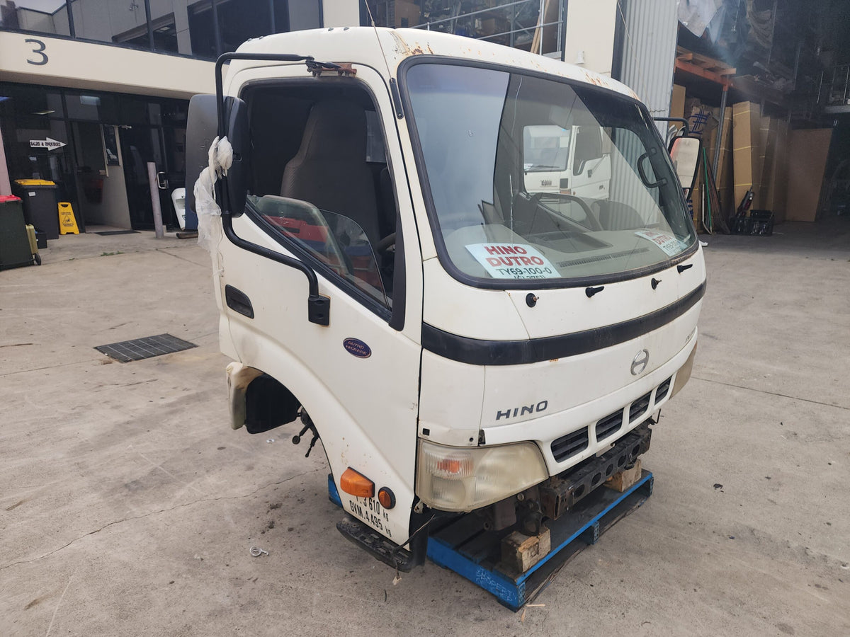 Hino Dutro (XZU4) Cabin Shell – Wide Cab – Manual – 2003-2011 (CL2751) image 7