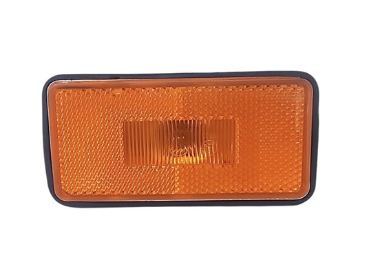 Toyota Coaster BB40/XZB50 (1993-2006) – Side Marker – Amber | Image 1