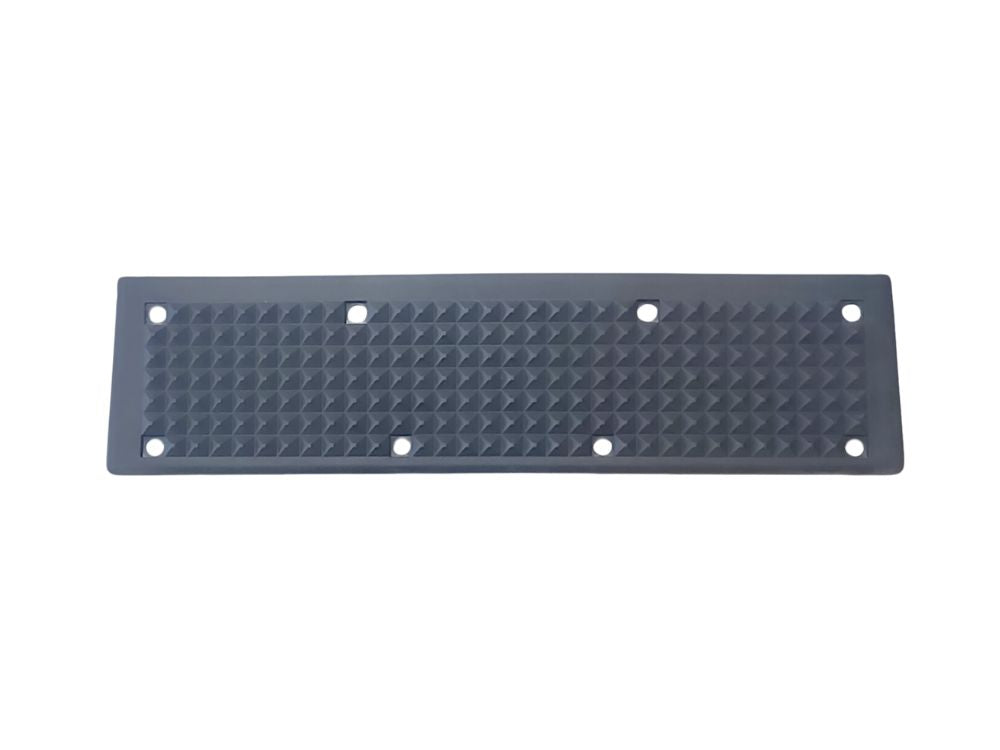 Iveco Stralis Front Bumper Bar Step Plate – Lower – AD/AS/AT (2008-2013) image 1