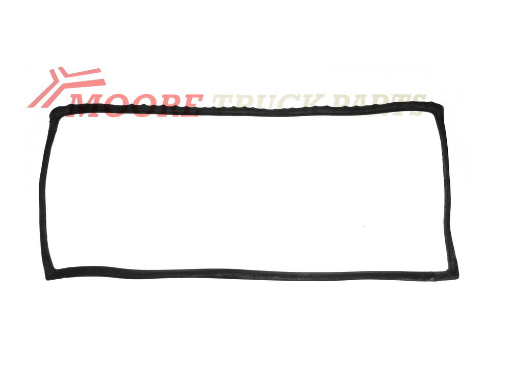 Mitsubishi/Fuso Canter Front Windscreen Rubber – Wide Cab – FE4/FG4 (1986-1995) image 1