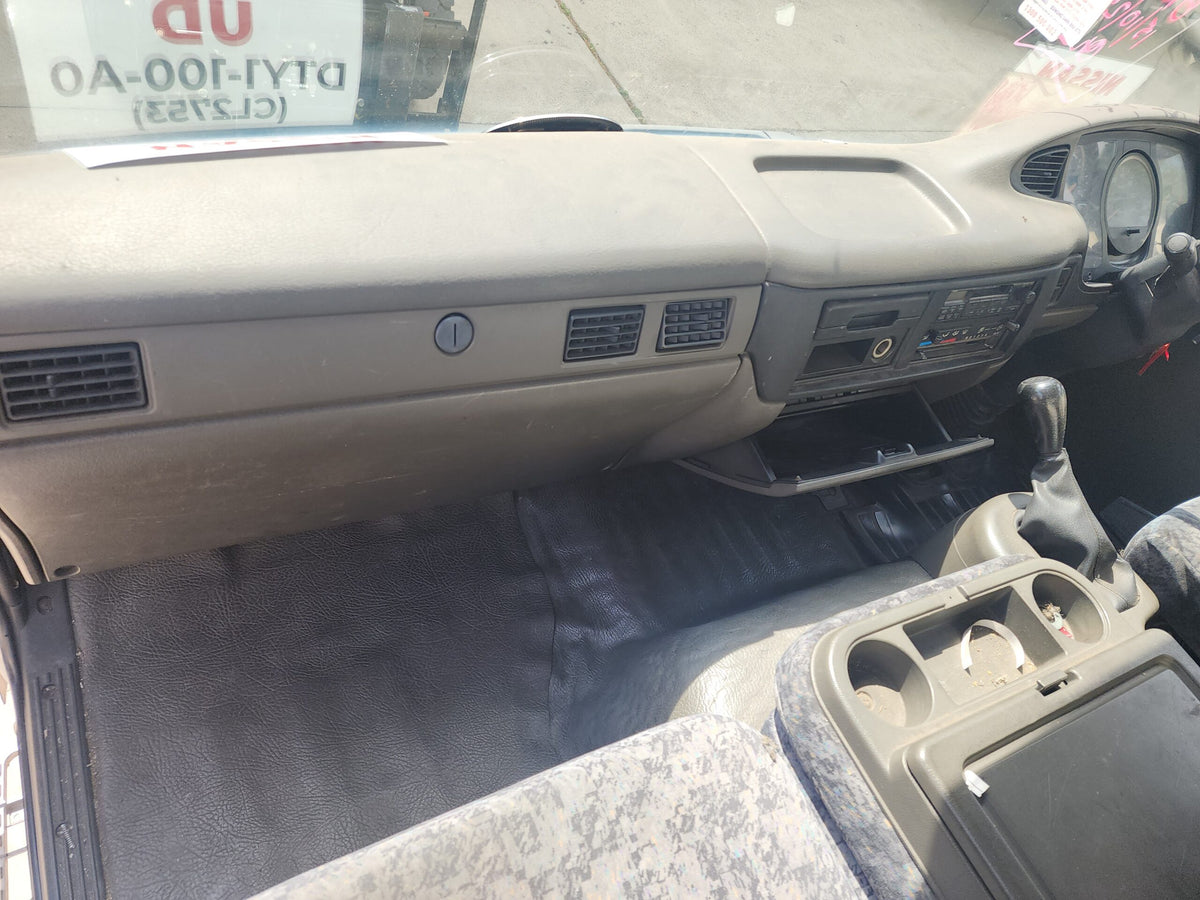 Nissan UD (MK/LK) Cabin Shell – Narrow Cab – Manual – Early (CL2753) image 12