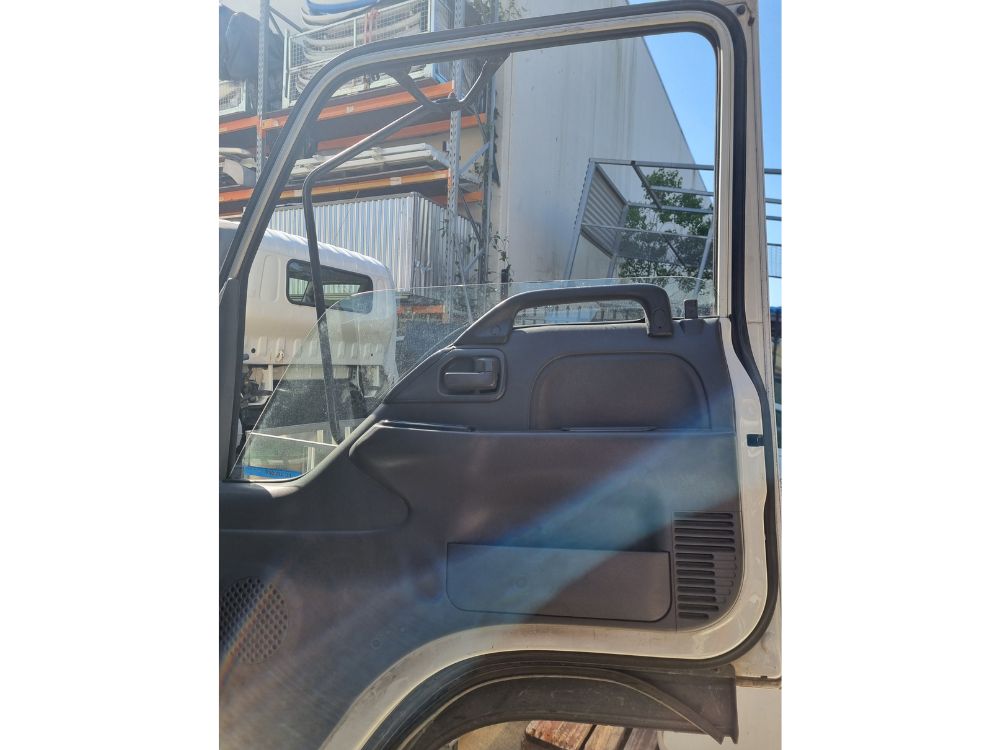 Isuzu N Series (NPR) Cabin Shell – Wide Cab – 1994-2007 (BX1930) image 6