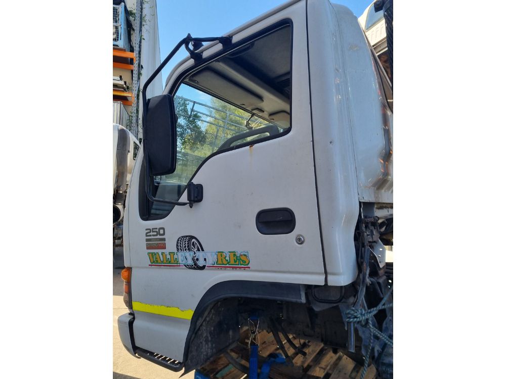 Isuzu N Series (NPR) Cabin Shell – Wide Cab – 1994-2007 (BX1930) image 11