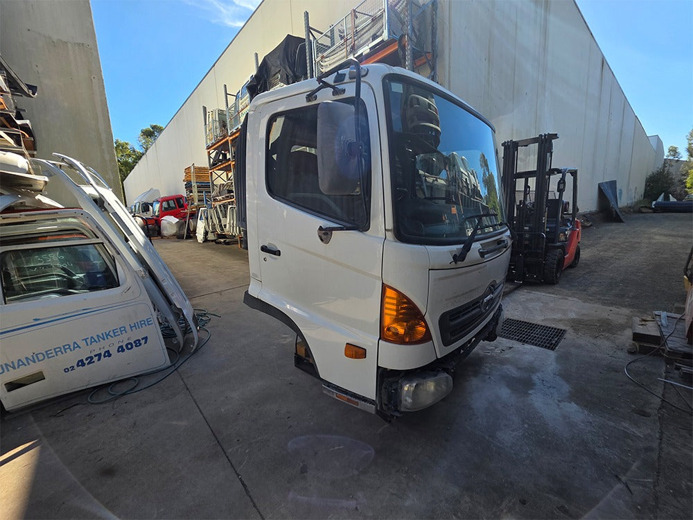 Hino Ranger Pro (FC) Cabin Shell – Narrow Cab – Manual – 2003-2011 (CJ6276) image 7