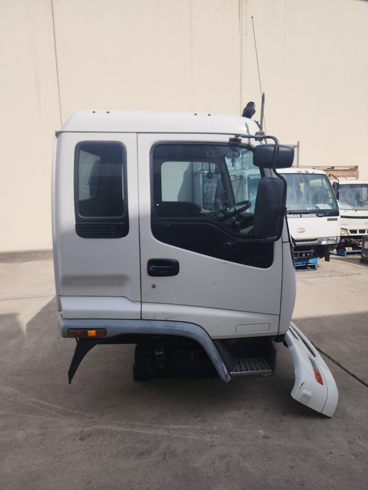 Isuzu F Series (FVM) Cabin Shell – Manual – 2001-2008 (CL2691) image 6