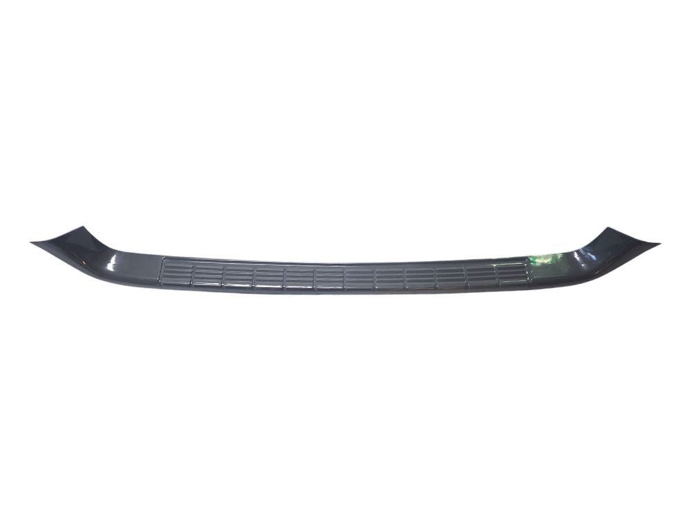 Isuzu Giga Front Bumper Bar Step Tread – Lower – CXZ/CXY/CYZ/EXD/EXY/EXZ (1994-2017) image 2