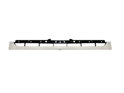 Isuzu F Series Grille Filler Panel – Lower – F Series (06/2015 – On) image 1